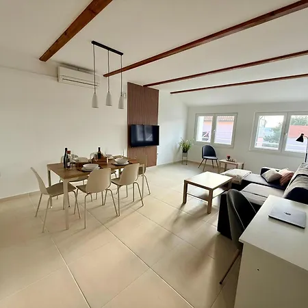 Prostorny Domov V Nejkrasnejsi Casti Chorvatska *