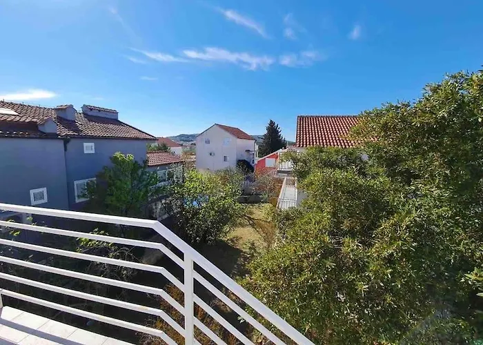 Prostorný Domov V Nejkrásnější části Chorvatska