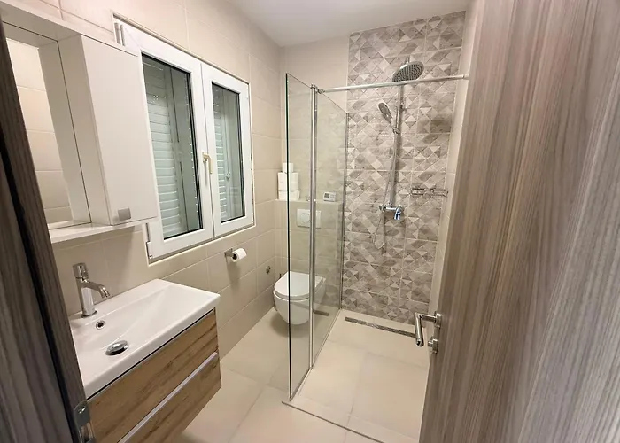 Prostorny Domov V Nejkrasnejsi Casti Chorvatska فوديس